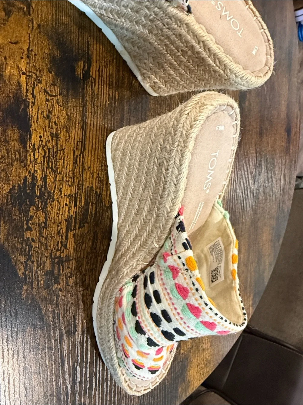 TOMS Embroidered Cream Canvas Slip-On with Mint and Coral Accents